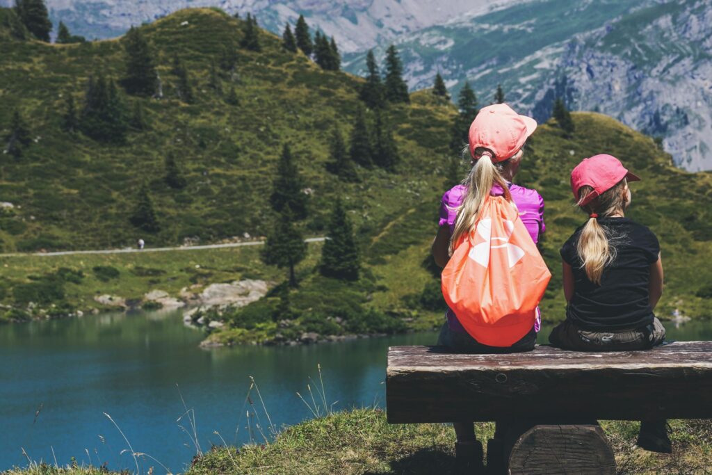 Family on the move: Minimalist travel means more freedom and flexibility.