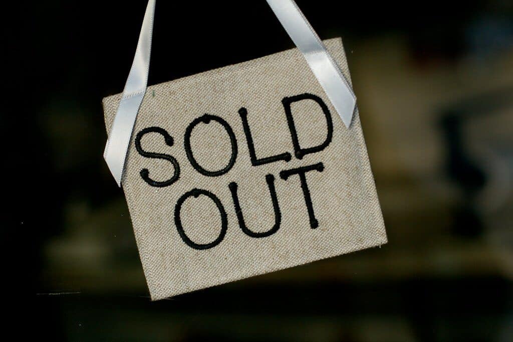 Last Minute Hotel Deals for World Cup 2026 Fans: What Still Works 2 Sold out sign illustrating Last-Minute Accommodation During the World Cup 2026 availability challenges