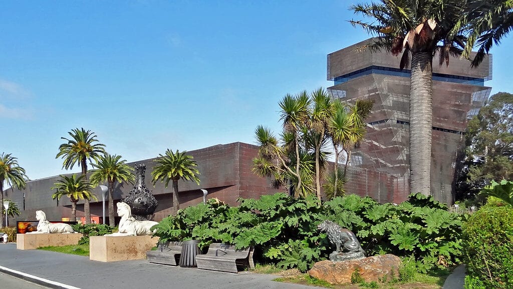 Top Things to Do in San Francisco During the World Cup 2026 18 de Young Museum in Golden Gate Park with modern architecture and surrounding greenery