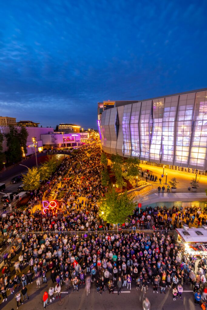 How Busy Will the World Cup 2026 Host Cities Be? (What to Expect) 2 Massive crowd gathered outside a stadium area during a major sporting event