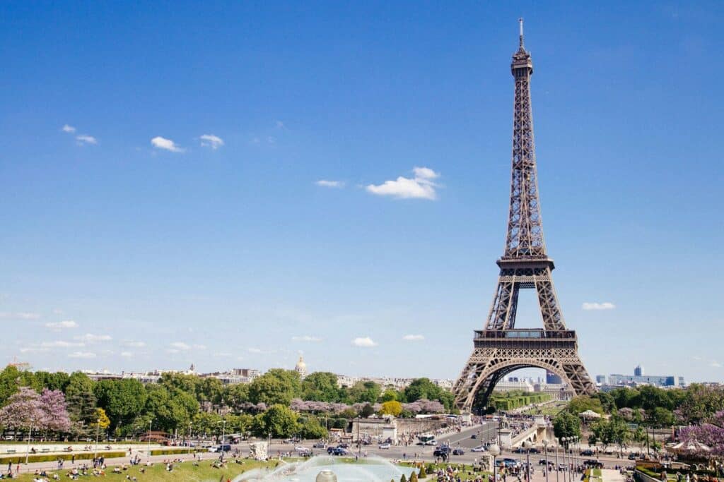 eSIM or Physical SIM in France? Pros, Cons & Best Pick for Travellers 2026 5 Eiffel Tower at Paris, France