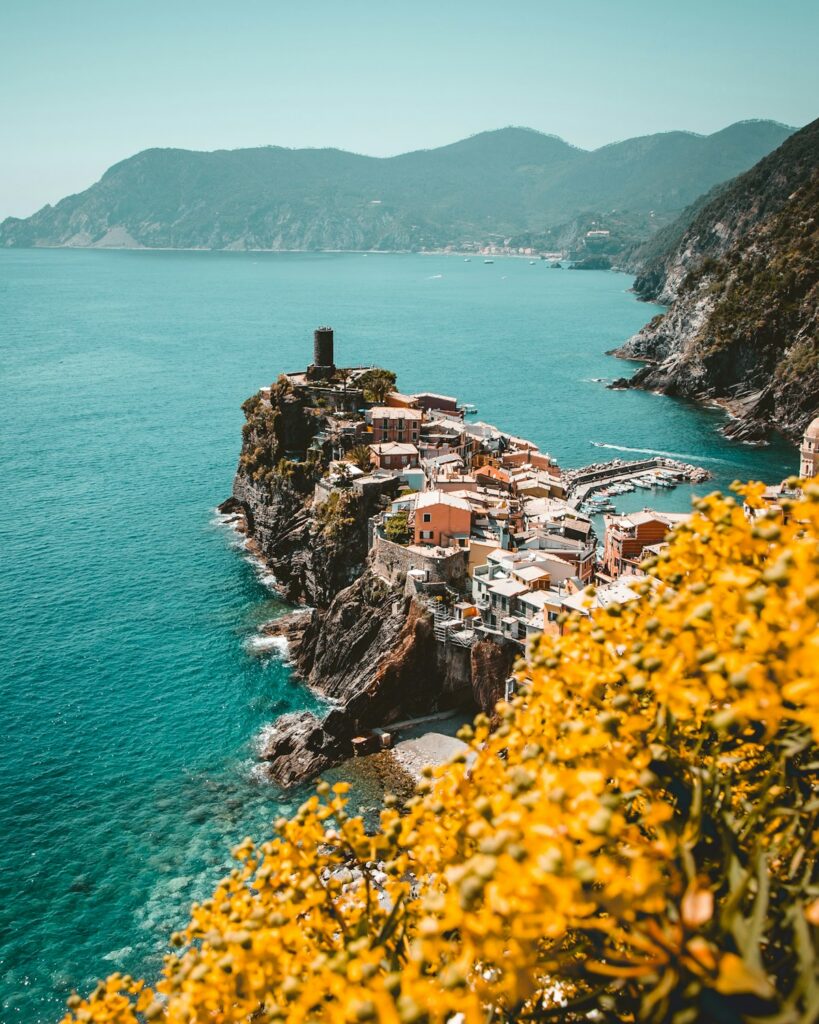 Coastal cliffs along the Cinque Terre coastline