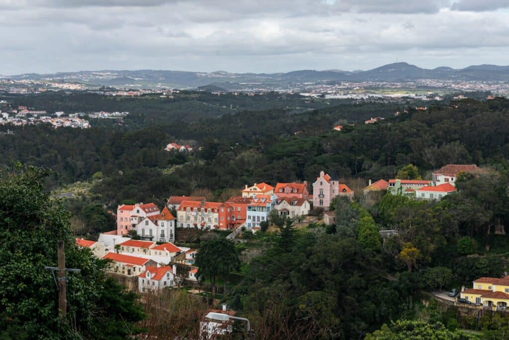 Best Beaches in Portugal: A Guide to the Country's Top Coastal Spots 26 Colourful village houses typical of the Costa da Prata region